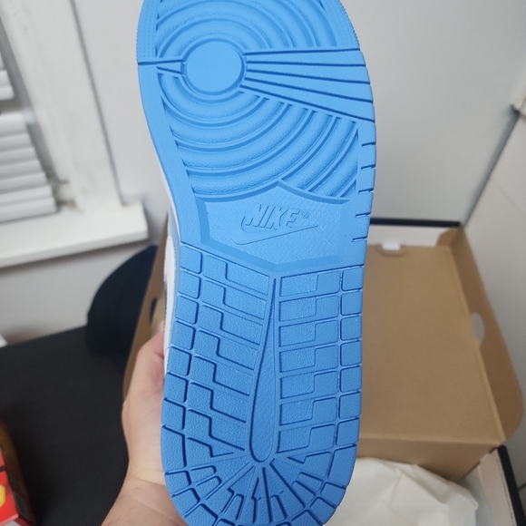 Jordan 1 Legendary Blue Mid - Picture 5 of 5